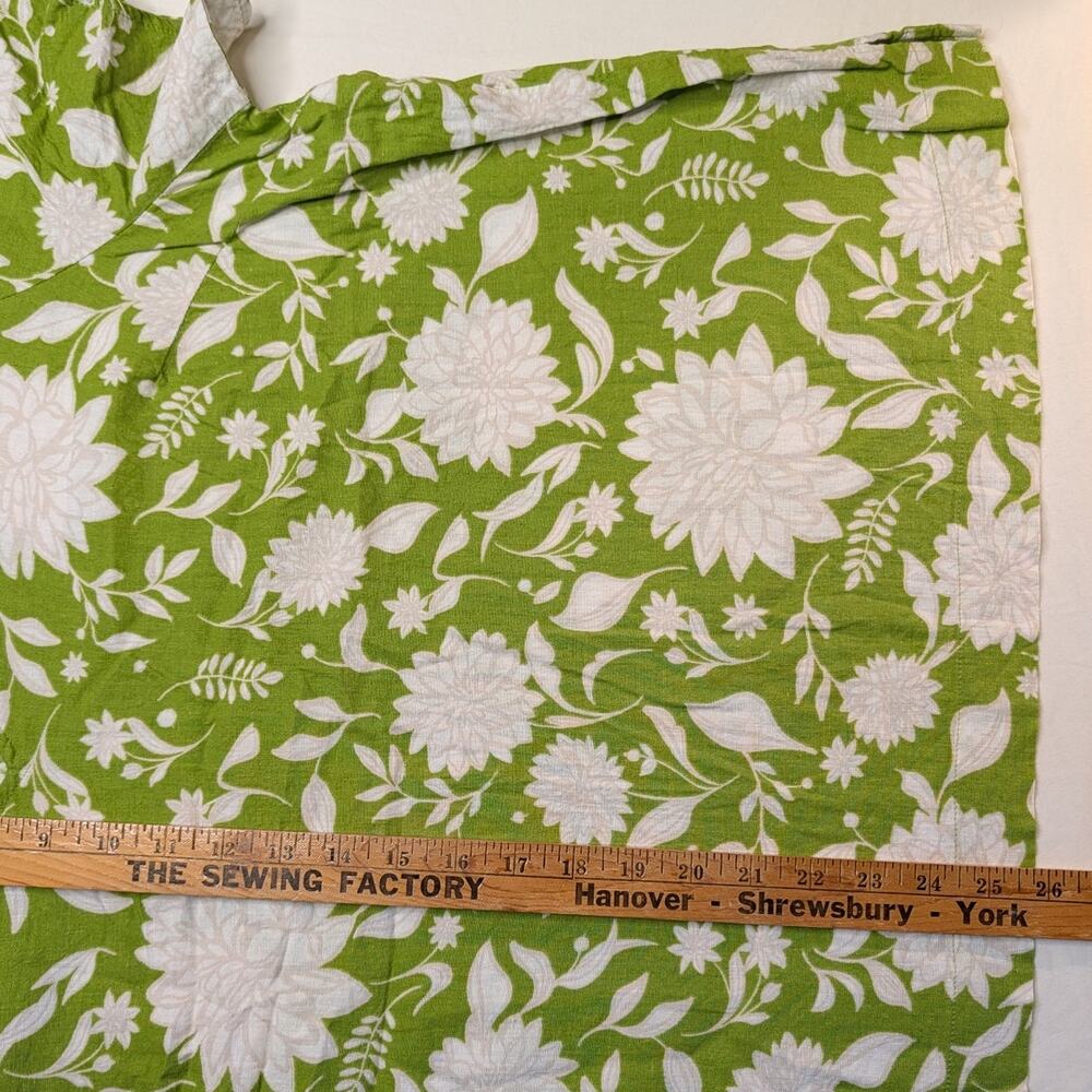 Linen Blend Floral Print Blouse Top Shirt 1X Lime Green White Cottage Feminine - Picture 6 of 9